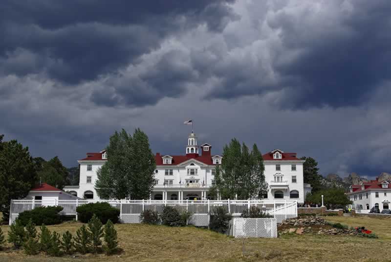 estes parks stanley hotel 3893837 1920